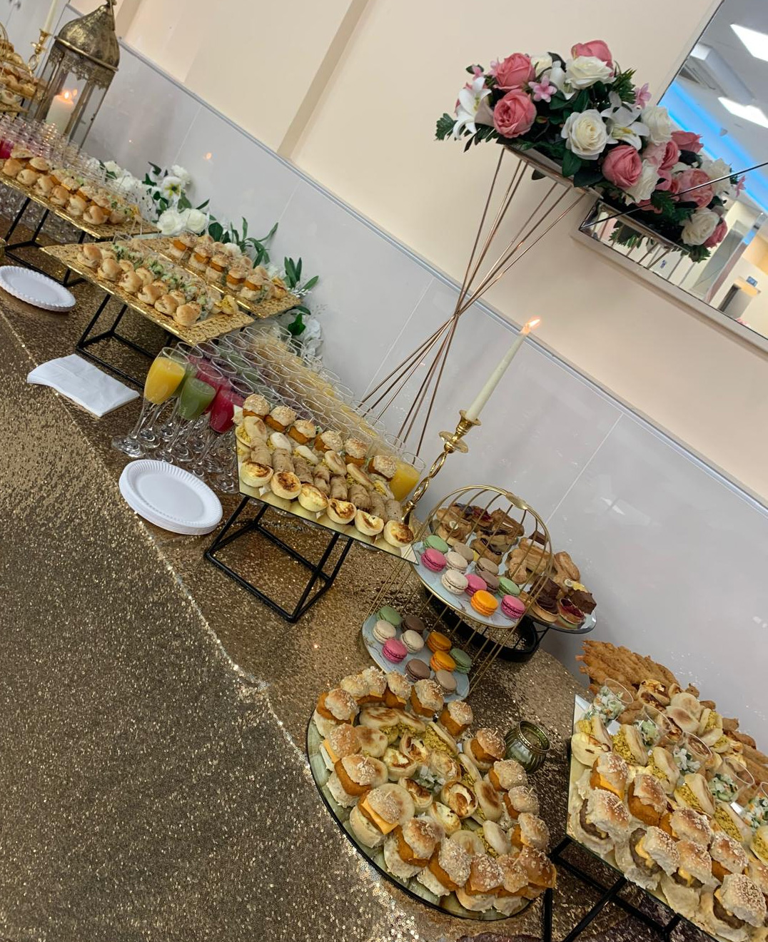 https://www.galeriedesfetes.com/wp-content/uploads/2024/07/cocktail-bienvenue.jpg